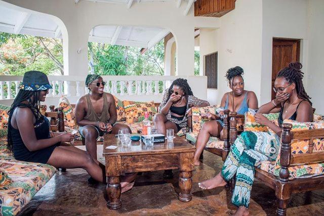 شاطئ دياني Kijani Cottages Diani المظهر الخارجي الصورة