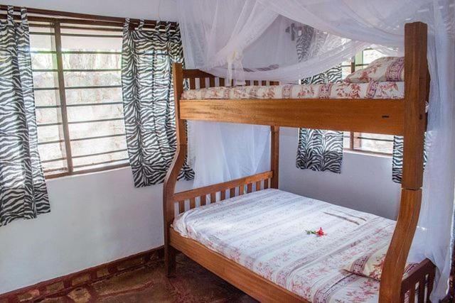 شاطئ دياني Kijani Cottages Diani المظهر الخارجي الصورة